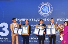 Vietnamese break more world records