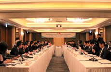 Vietnam, RoK agree to boost cooperation in energy, industry, trade 