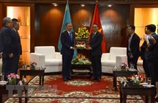 Kazakhstani top legislator visits Da Nang