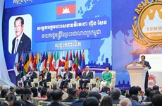 Vietnam attends Asia-Pacific Summit 2019 in Cambodia 