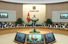 Vietnam’s economy stays positive amid global growth slowdown: PM