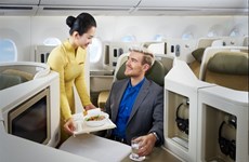 Vietnam Airlines wins two travel awards