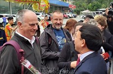 Quang Ninh welcomes first foreign visitors of Lunar New Year