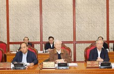 Politburo gives opinions to 13th National Party Congress’s documents