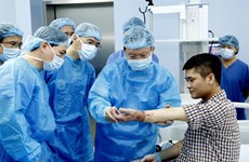 Vietnam successfully performs world's first limb transplant from live donor
