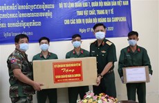 Military Region 7 presents medical equipment to Cambodian army