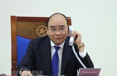 PM Nguyen Xuan Phuc talks on phone with Australian counterpart 
