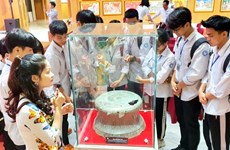 Three national treasures on display at Quang Ninh Museum