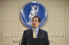Thailand cuts key rate to record low to help economy