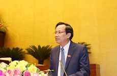 Draft law on Vietnamese guest workers debated at NA