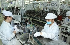 Vietnam records trade deficit in first half of May as exports drop