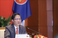 Regional ministers seek ways to facilitate ASEAN trade