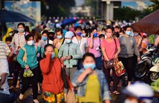 HCM City promises support for workers laid off due to pandemic