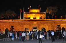 Evening tour to introduce visitors to the best of Thang Long Imperial Citadel