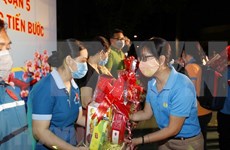 HCM City: Disadvantaged workers given Tet gift packages 