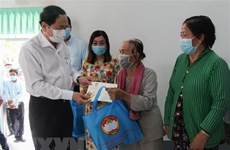 Vietnam Social Security launches programme to bring warm Tet to poor patients