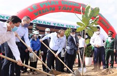 PM attends launch of tree-planting festival in central province