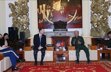 Vietnam, US beef up cooperation in war consequence settlement