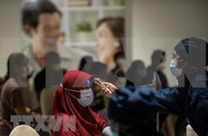 Indonesia’s economy continues to shrink in Q1