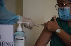 Nurse who went into shock after vaccination taken off ventilator