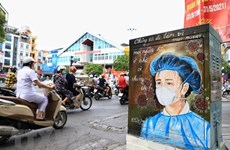 Lao PM extends sympathy to Vietnam over COVID-19 outbreak