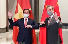 Vietnamese, Chinese Foreign Ministers hold talks