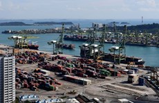 Singapore retains top spot as international shipping centre