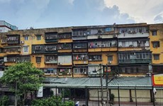  Hanoi works to accelerate renovation of old apartment buildings