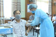 Thai Binh determined to early complete COVID-19 vaccination campaign 