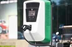  VinFast partners with French firm in developing vehicle charging stations