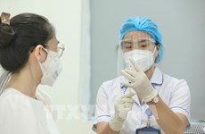 Hanoi starts COVID-19 inoculation for children aged 15-17