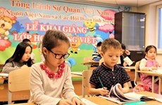 Day to be chosen to promote mother language among overseas Vietnamese