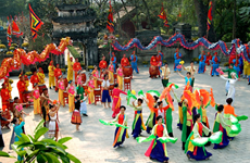 Vietnam, Laos seminar spotlights role of culture, people in development