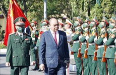 President inspects combat readiness for Tet in Military Region 5  
