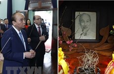 State leader offers incense to President Ho Chi Minh  