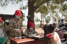 Vietnamese “blue beret” soldiers join charity trip in South Sudan