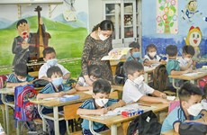 HCM City: Kindergarten, primary school students back to school