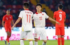 Vietnam trounce Singapore in opening match of 2022 AFF U23 Championship