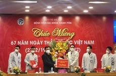 Hanoi medical workers congratulated on Vietnamese Doctors’ Day