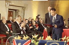 First Vietnamese-Czech honoured for service to Czech Republic