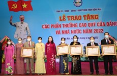 Dong Nai: 262 organisations, individuals receive noble awards