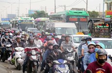 HCM City’s transport authorities eye toll on vehicles entering downtown