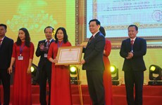 NA leader attends 60th anniversary celebration of high school in Nghe An