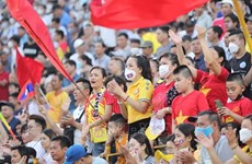SEA Games 31: Fan support at Thien Truong Stadium stuns foreign friends 