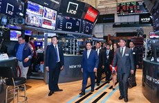 PM visits New York Stock Exchange, holds roundtable with CEOs of world leading firms