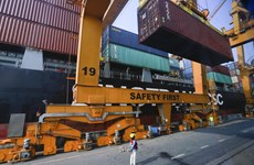 Thailand: weaker baht helps exports