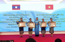 Collectives, individuals of Lao Women’s Union honoured with Vietnam’s orders, medals