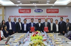 Vietnamese firms partner to develop telecom services, e-payment in Cambodia