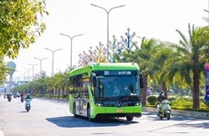 Electric buses help improve public transport quality of Hanoi