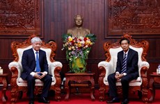 Vietnamese, Lao Fronts foster cooperation